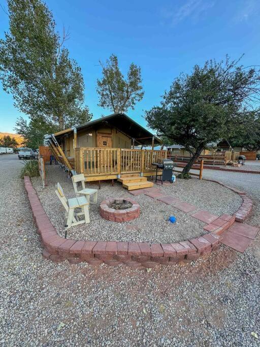 Desert Glamping Getaway Near Moab Arches Np Villa Exterior photo